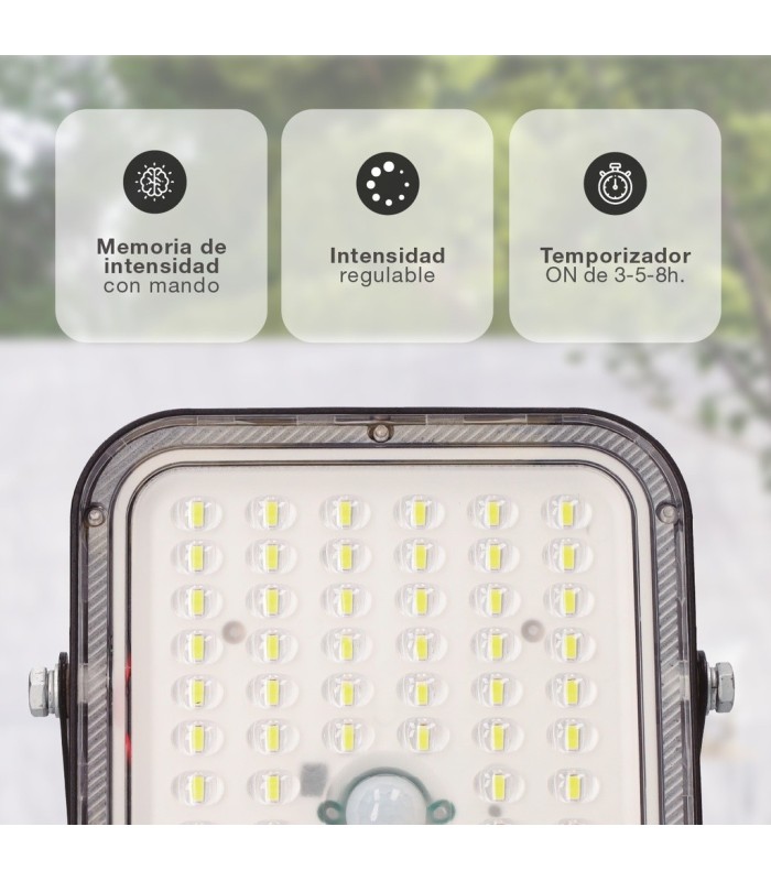 FOCO PROYECTOR SOLAR LED PAMOL GSC CON SENSOR DE MOVIMIENTO Y CREPUSCULAR 50W 6000K 1400LM