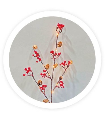 RAMA DECORATIVA LED PIÑAS Y BAYAS ROJAS GSC 0 75 METROS - LUZ CALIDA - FUNCIONA A PILAS